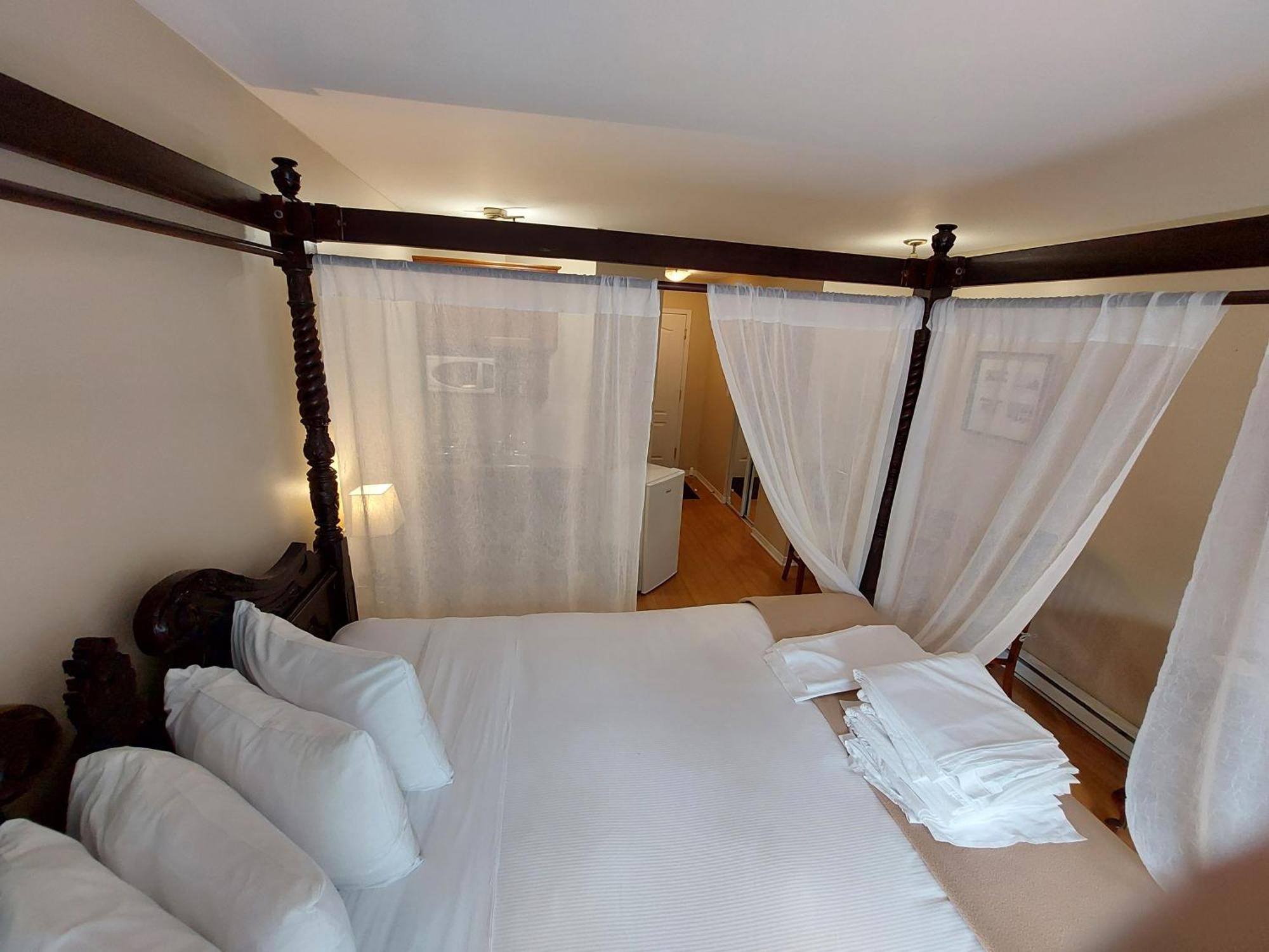 Studio-Hotel Villegiature Saint-Sauveur Piedmont Экстерьер фото
